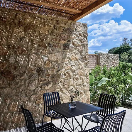 Karidi Gaia Retreat Апартаменты