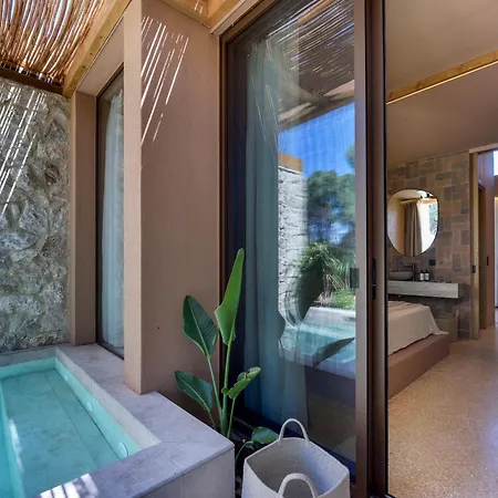 Апартаменты Karidi Gaia Retreat Вурвуру