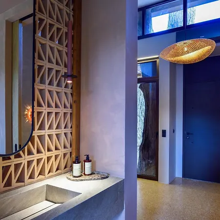 Апартаменты Karidi Gaia Retreat Вурвуру
