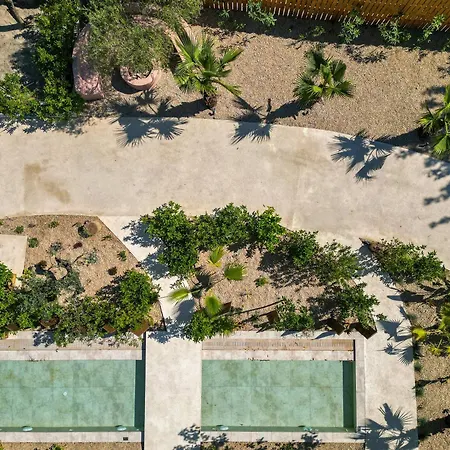 Апартаменты Karidi Gaia Retreat Вурвуру